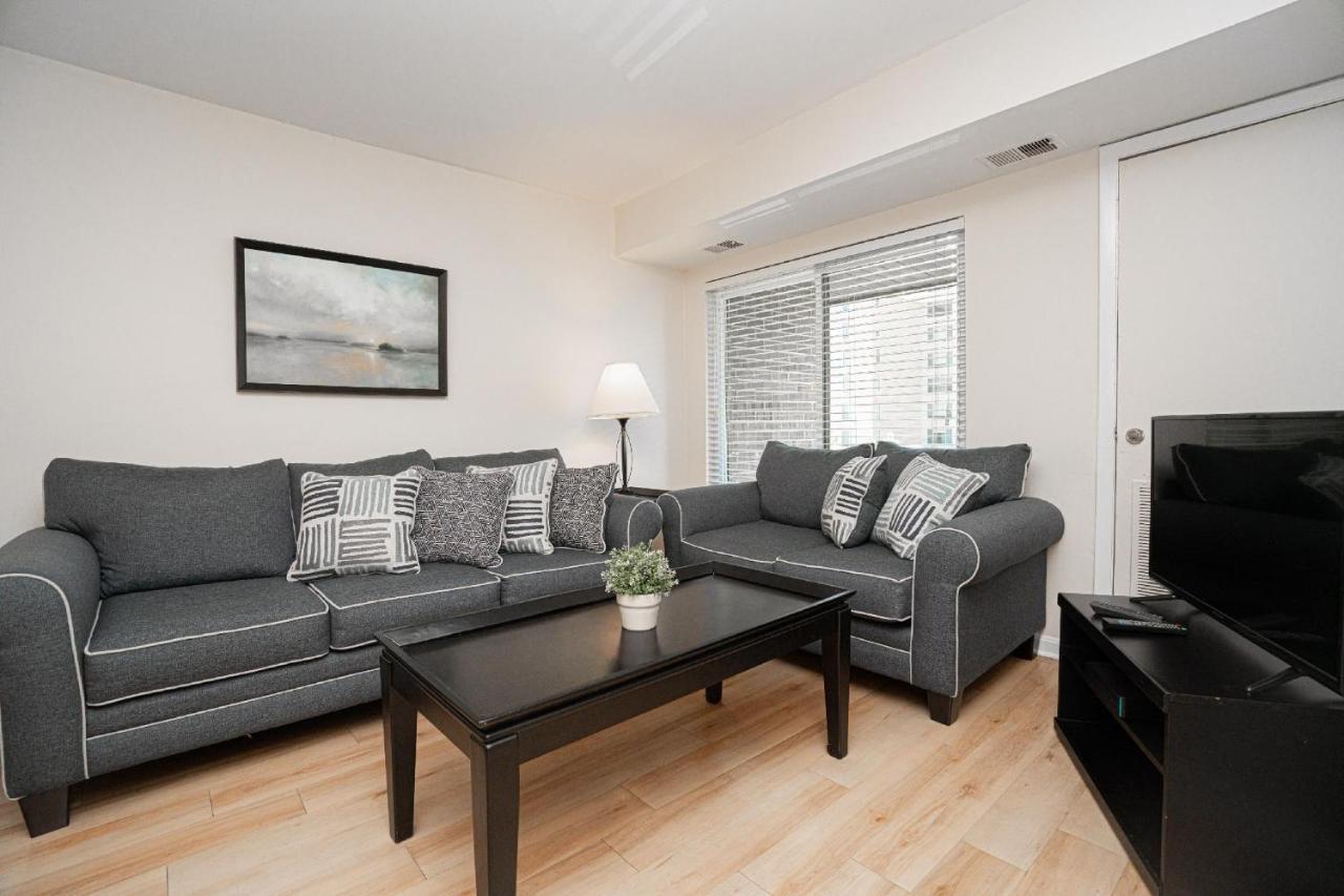 Mt Vernon Square Station Apartment *