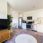 Dupont Circle 1Br W Wd Nr Bars Metro Station Wdc-750