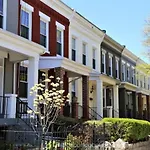 Modern Home Near Capitol Hill - Walk To Metro Subway
