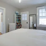 Sojourn Eclectic Capitol Hill Home Sleeps 4