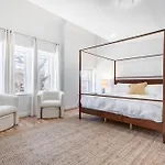 Spacious 4Br Dc Townhouse With Jacuzzi & Parking