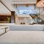 Global Luxury Suites In Capitol Riverfront