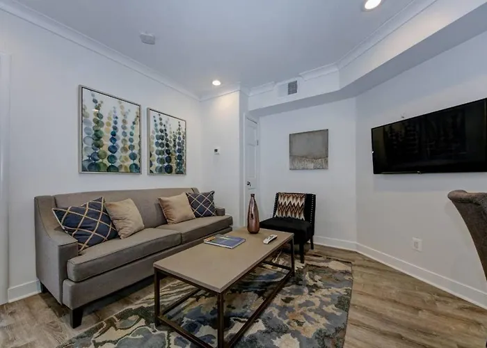 Dupont Circle-Suite 6Kalorama Luxury Apartment