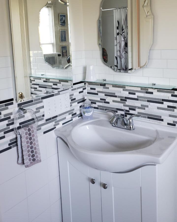 Georgetown Parkside Retreat