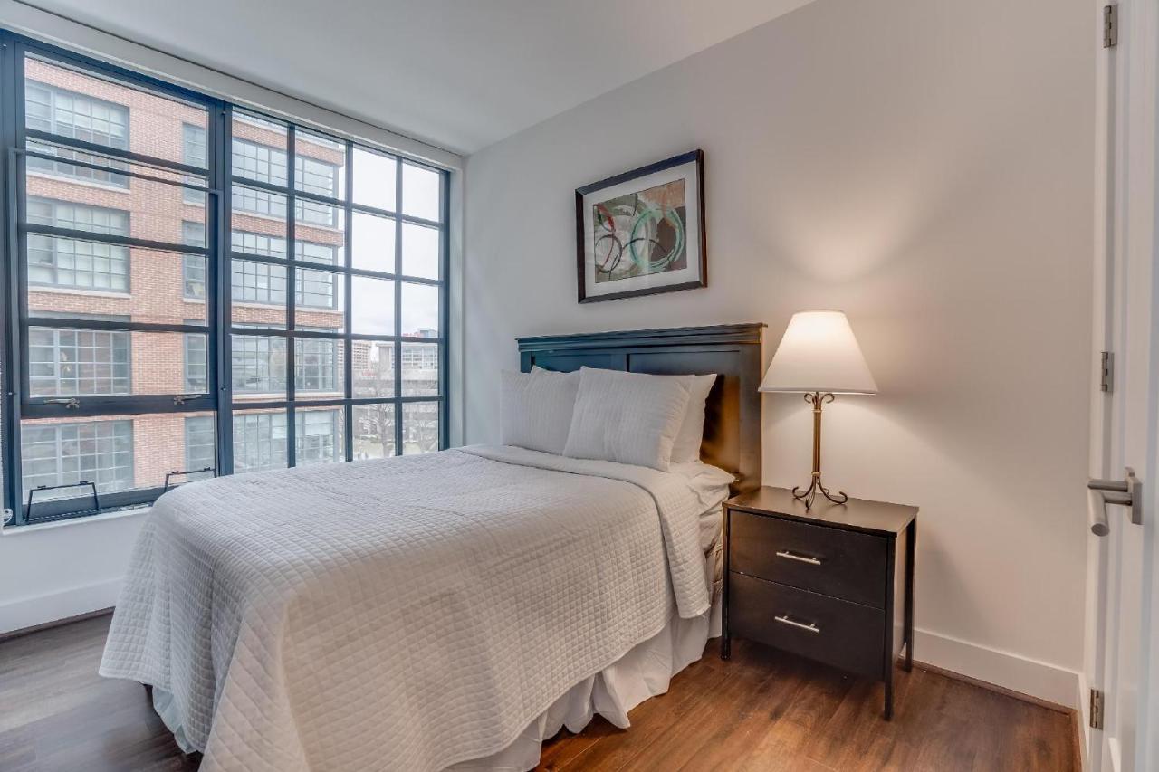 Apartment Southwest Waterfront 30 Day Stays