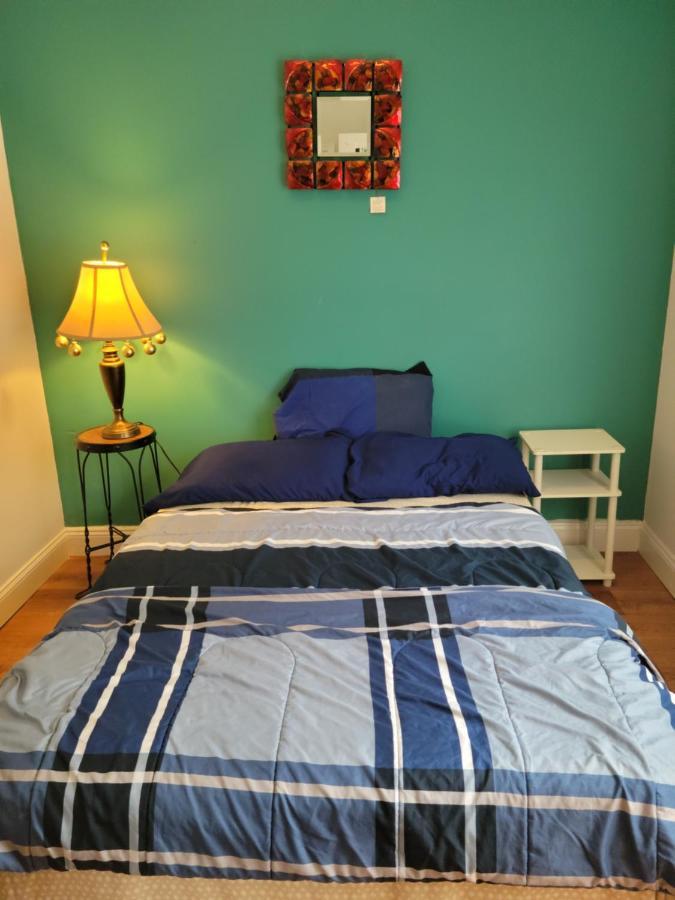 Homestay Private Bedroom In A Shared Apt In 14th St T St Dupont Circle Washington, Dc Washington