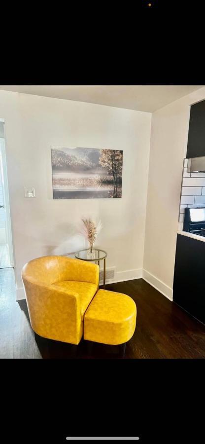 Lovely 1-bedroom Unit With Free Parking Apartment *