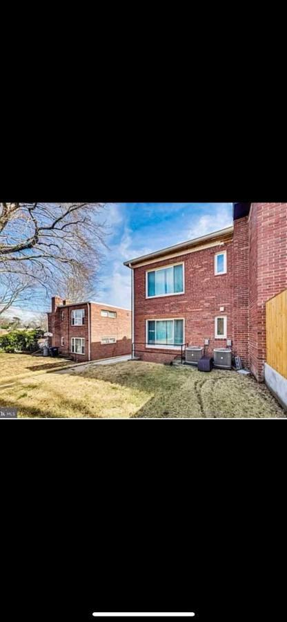 Lovely 1-bedroom Unit With Free Parking Apartment Washington