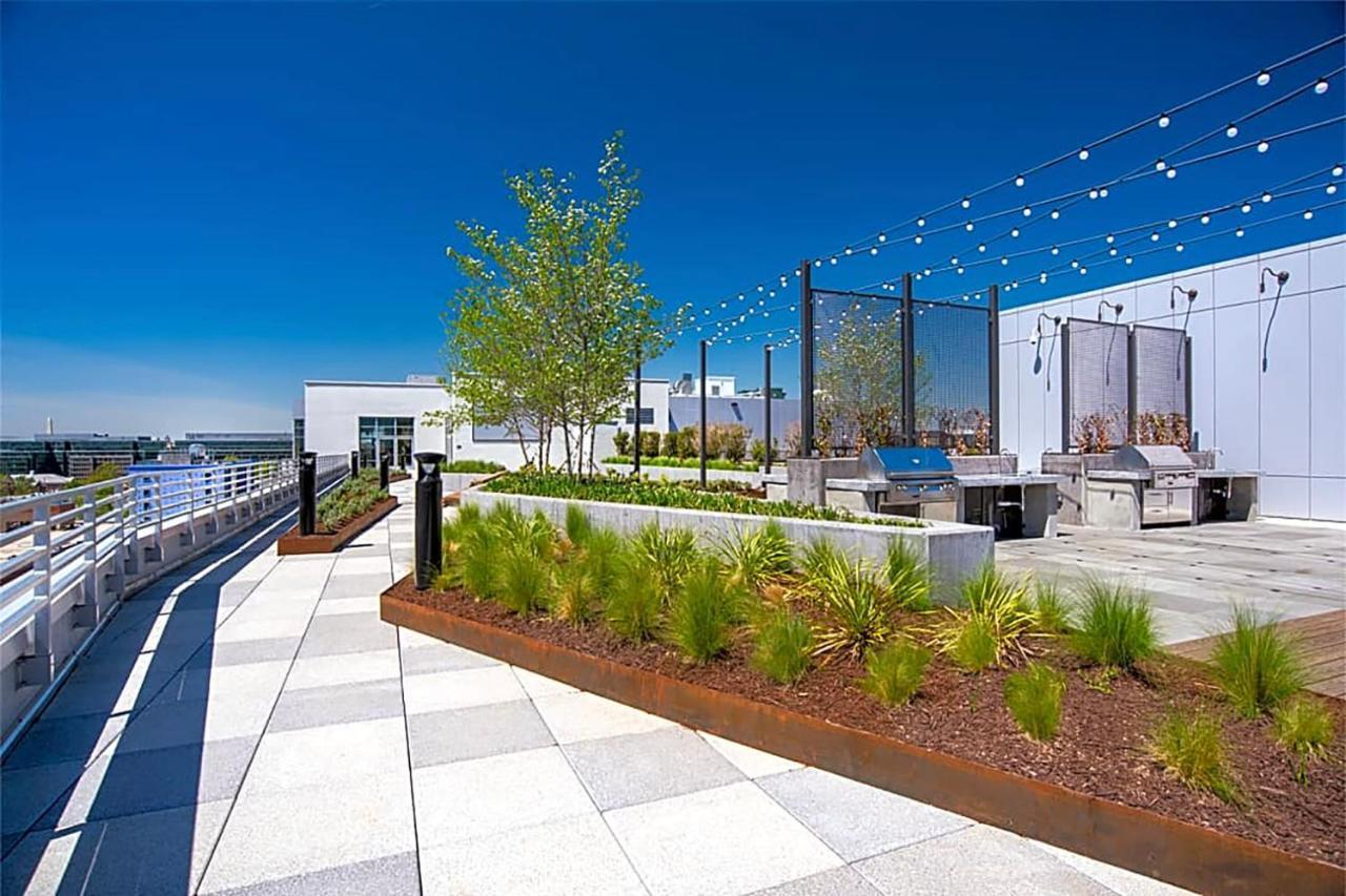 Apartment H St 1br W Rooftop Pool Gym Nr Metro Wdc-509 *
