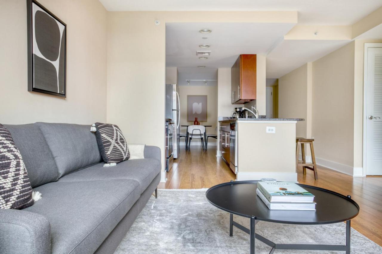 Mount Vernon 2br W Wd Gym Nr Chinatown Wdc-565 Apartment