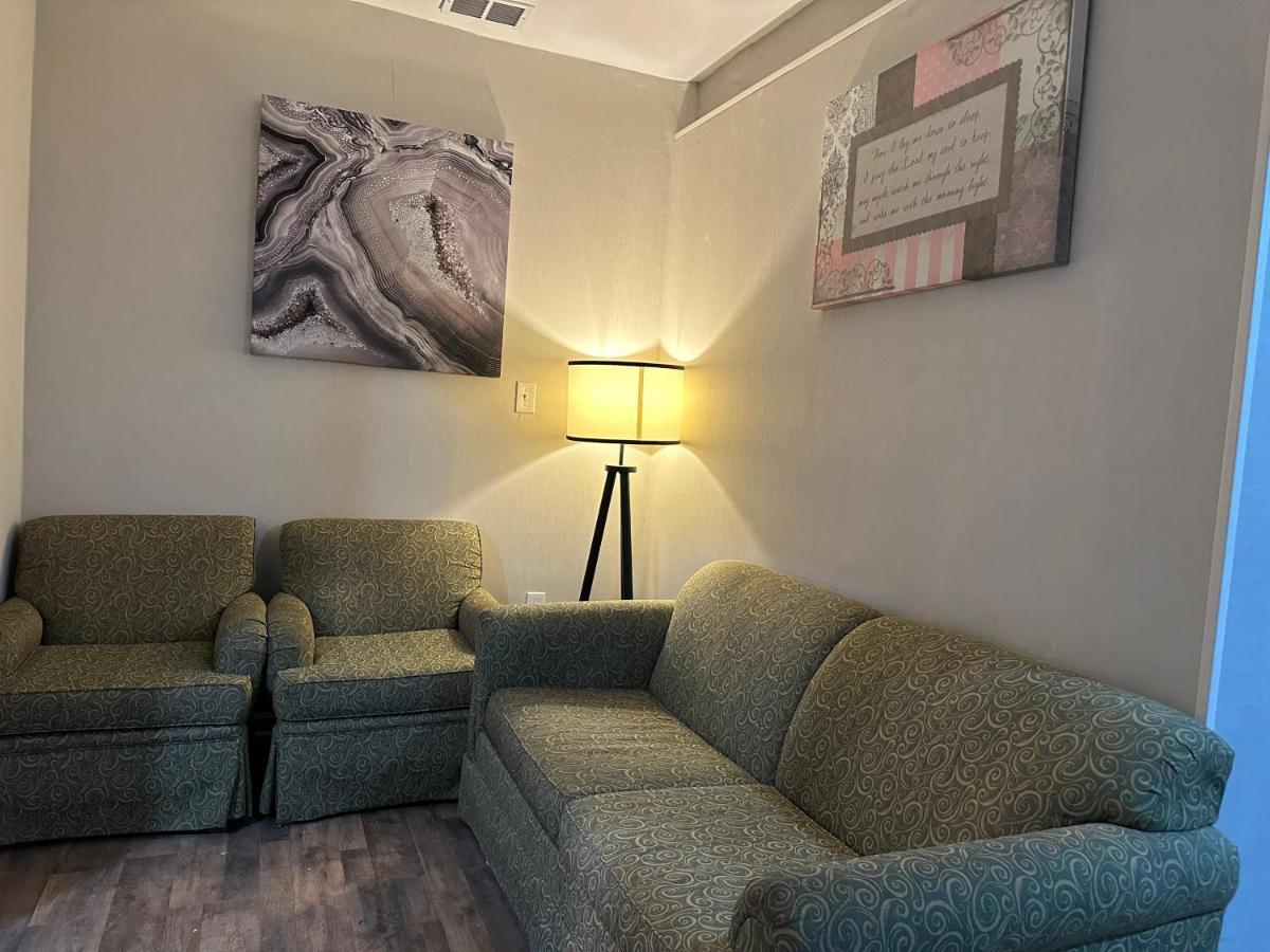 Almi Apartment *