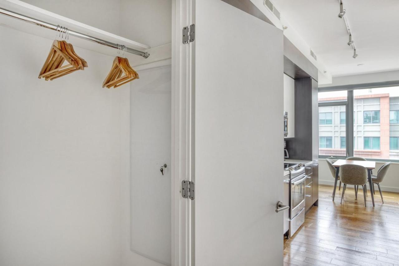 Apartment Navy Yard 1br W Gym Wd Steps From Nats Park Wdc-325