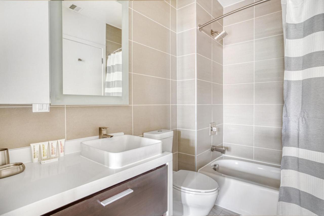 Apartment Navy Yard 1br W Gym Wd Steps From Nats Park Wdc-325 *