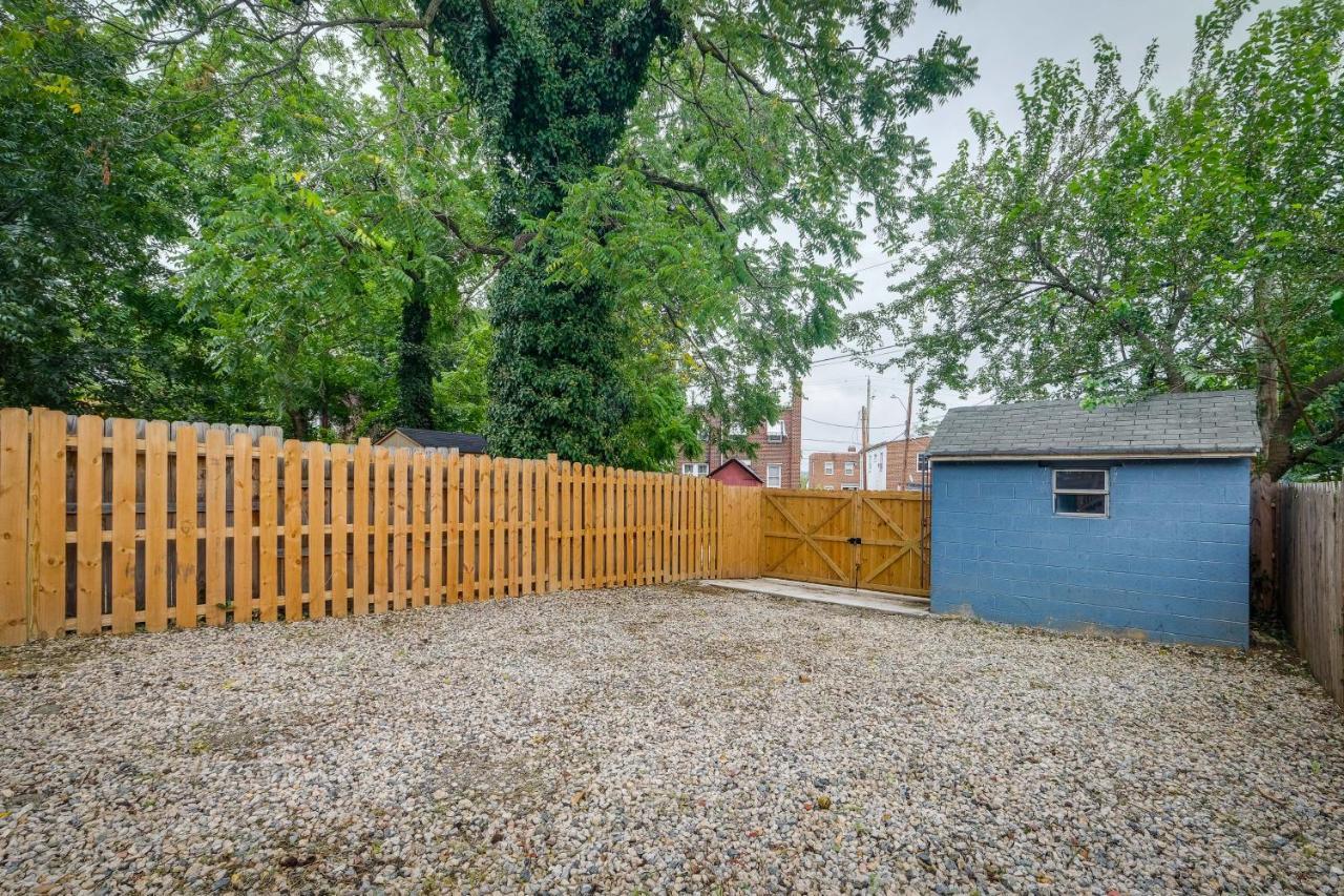 Dog-friendly Washington, Dc, With Deck And Yard Washington