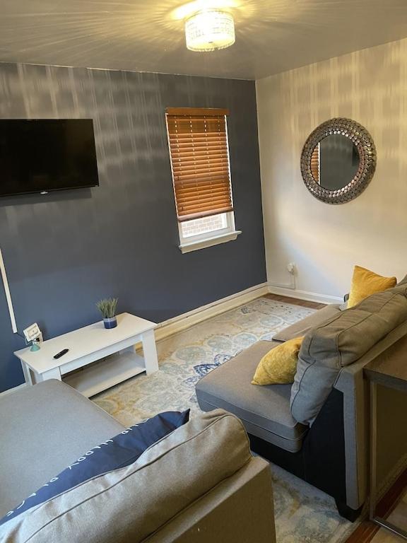 Cozy 2 Bedroom, Minutes From Capitol Hill