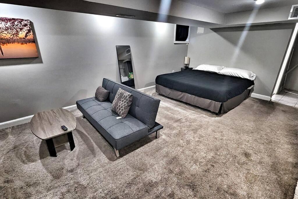 Holiday home Hilltop Hangout W/king Bed Washington