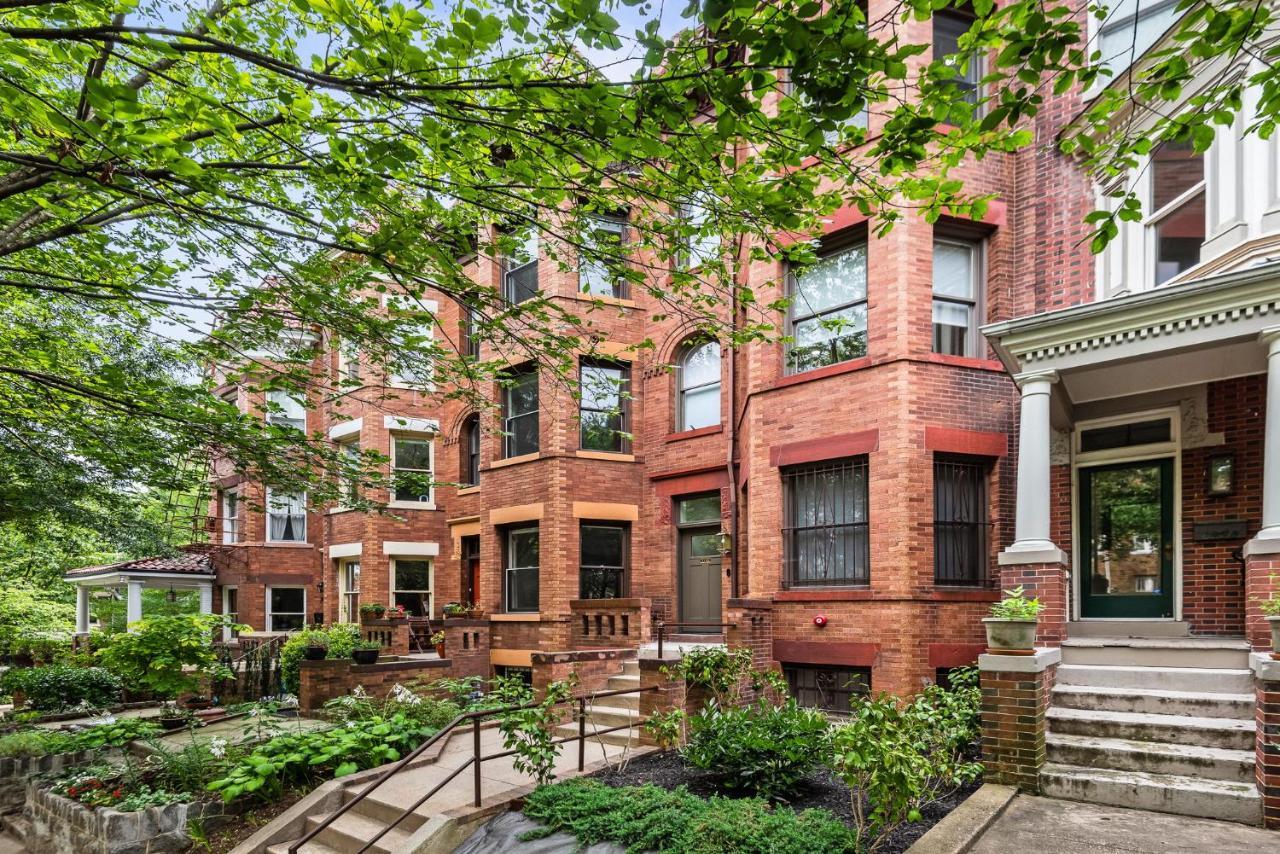 Apartment 2bd 2ba In Townhouse *