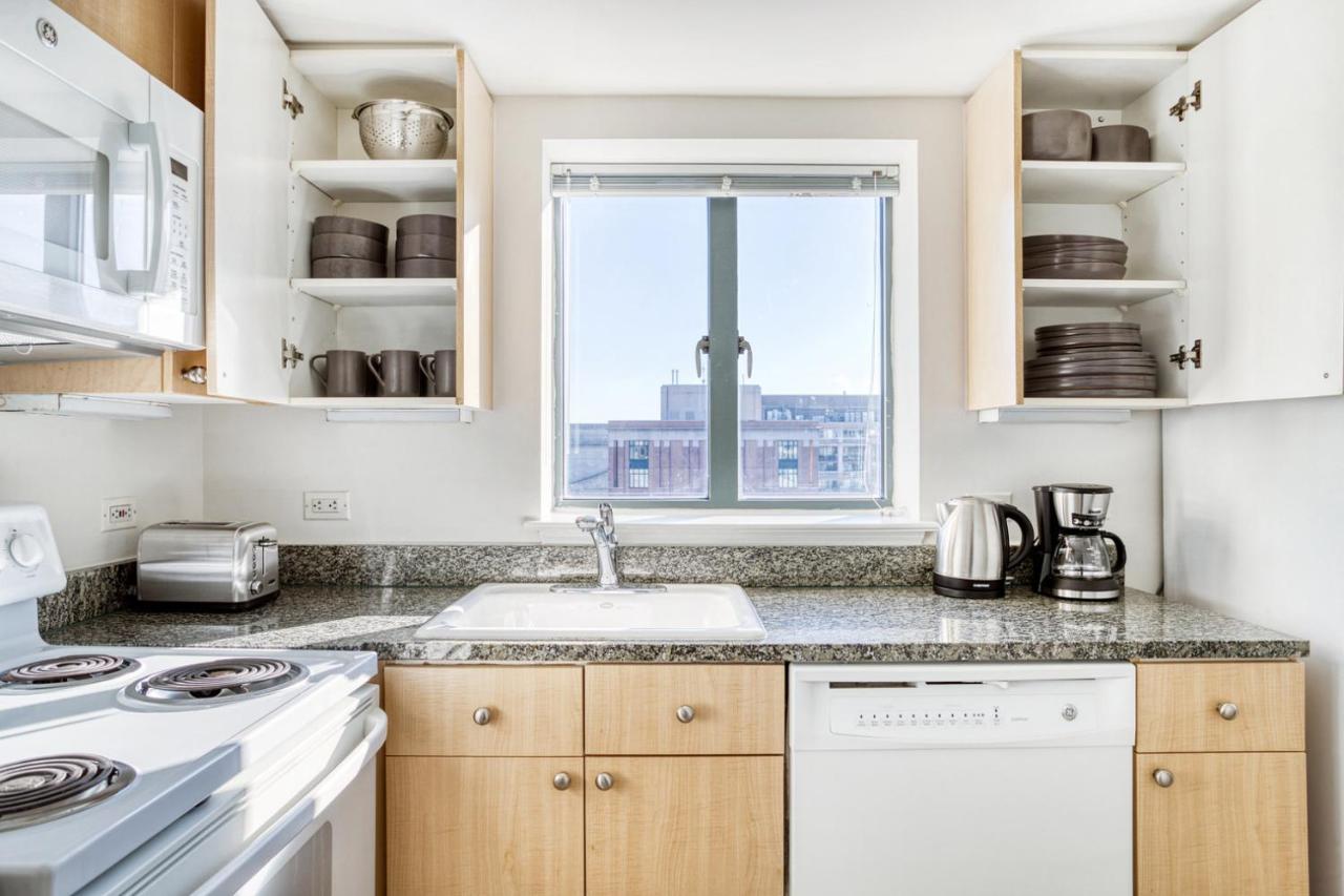 Penn Quarter 1br W Wd Gym 2 Blocks To Metro Wdc-423 Washington