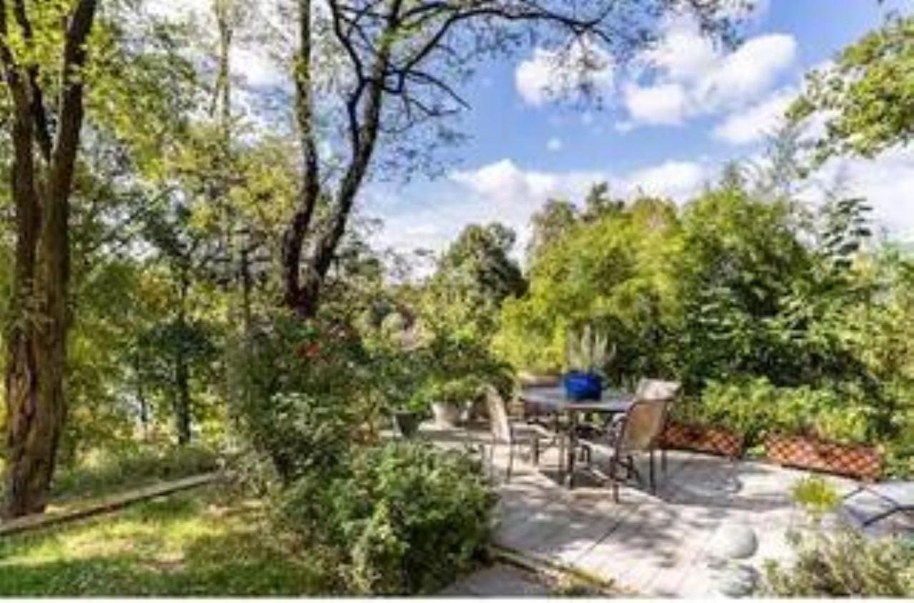 Georgetown Parkside Retreat