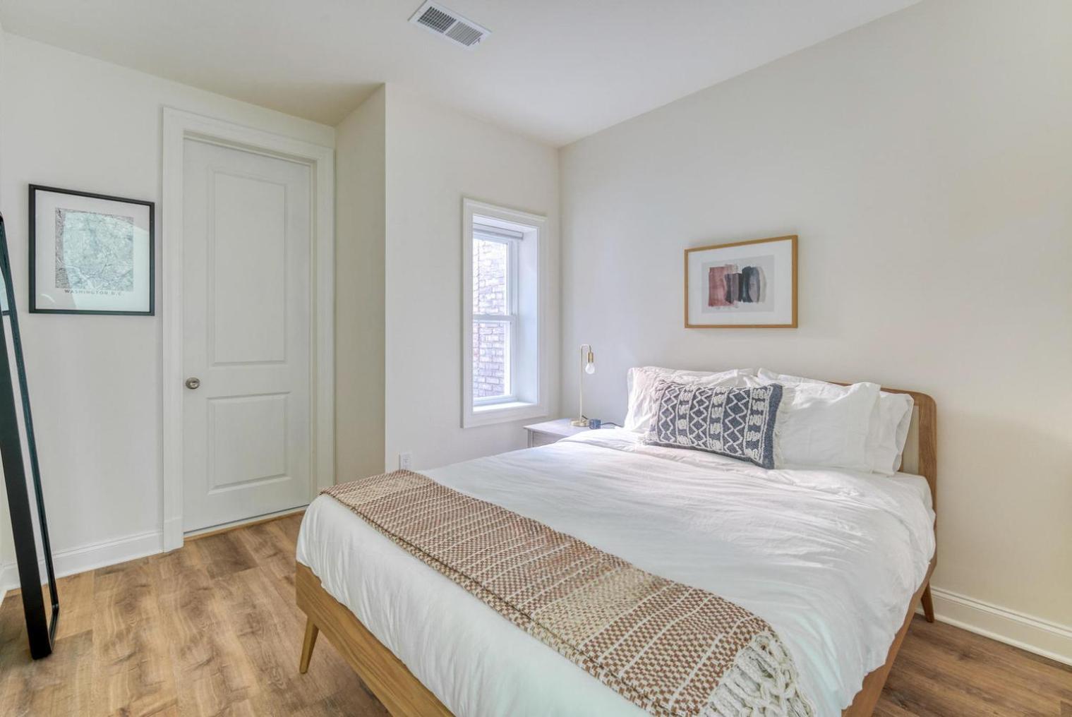 Dupont Circle 1br W Wd Nr Bars Metro Station Wdc-750