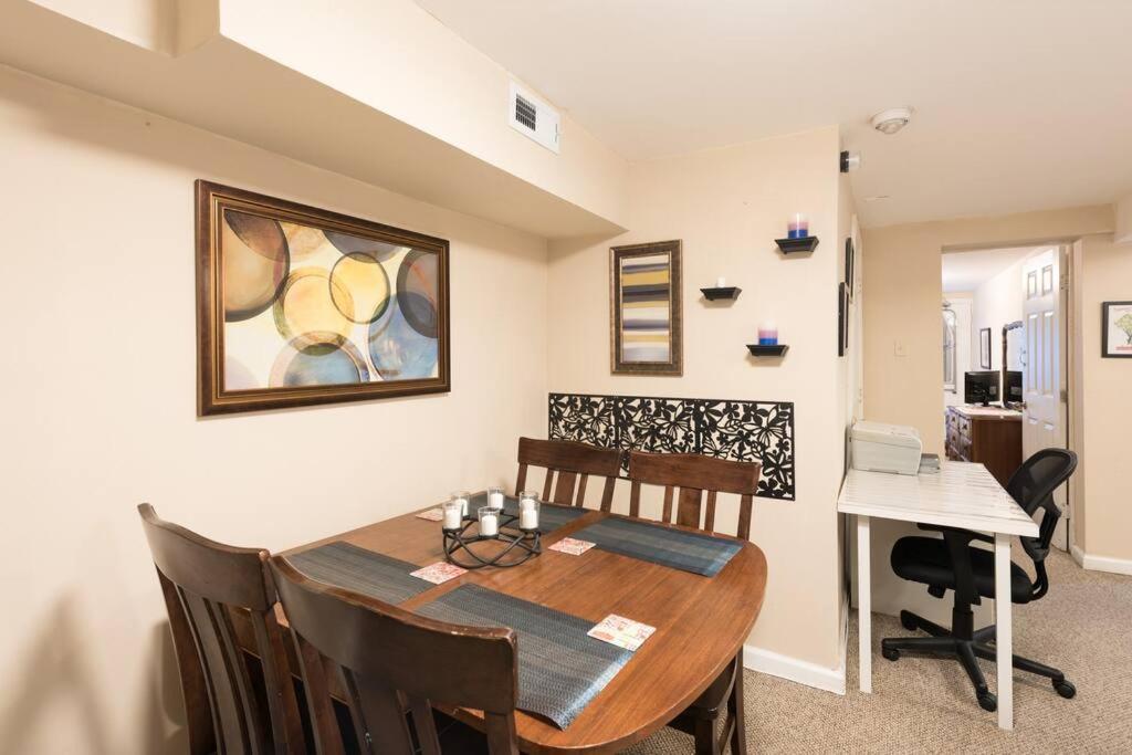 Holiday home Cozy And Private Basement