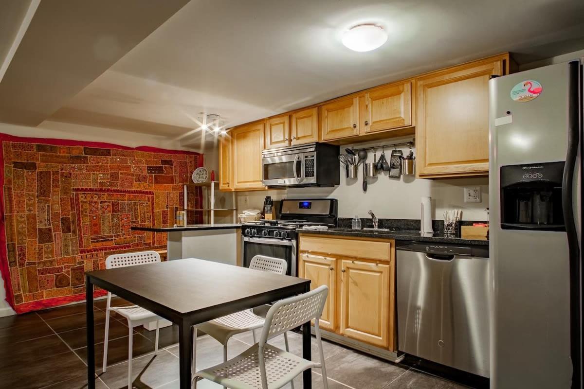 Apartment Rest Easy In Bloomingdale Basement Washington