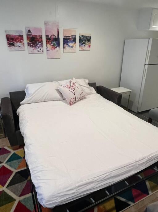 In The Heart Of Logan Circle: Fully Walkable *