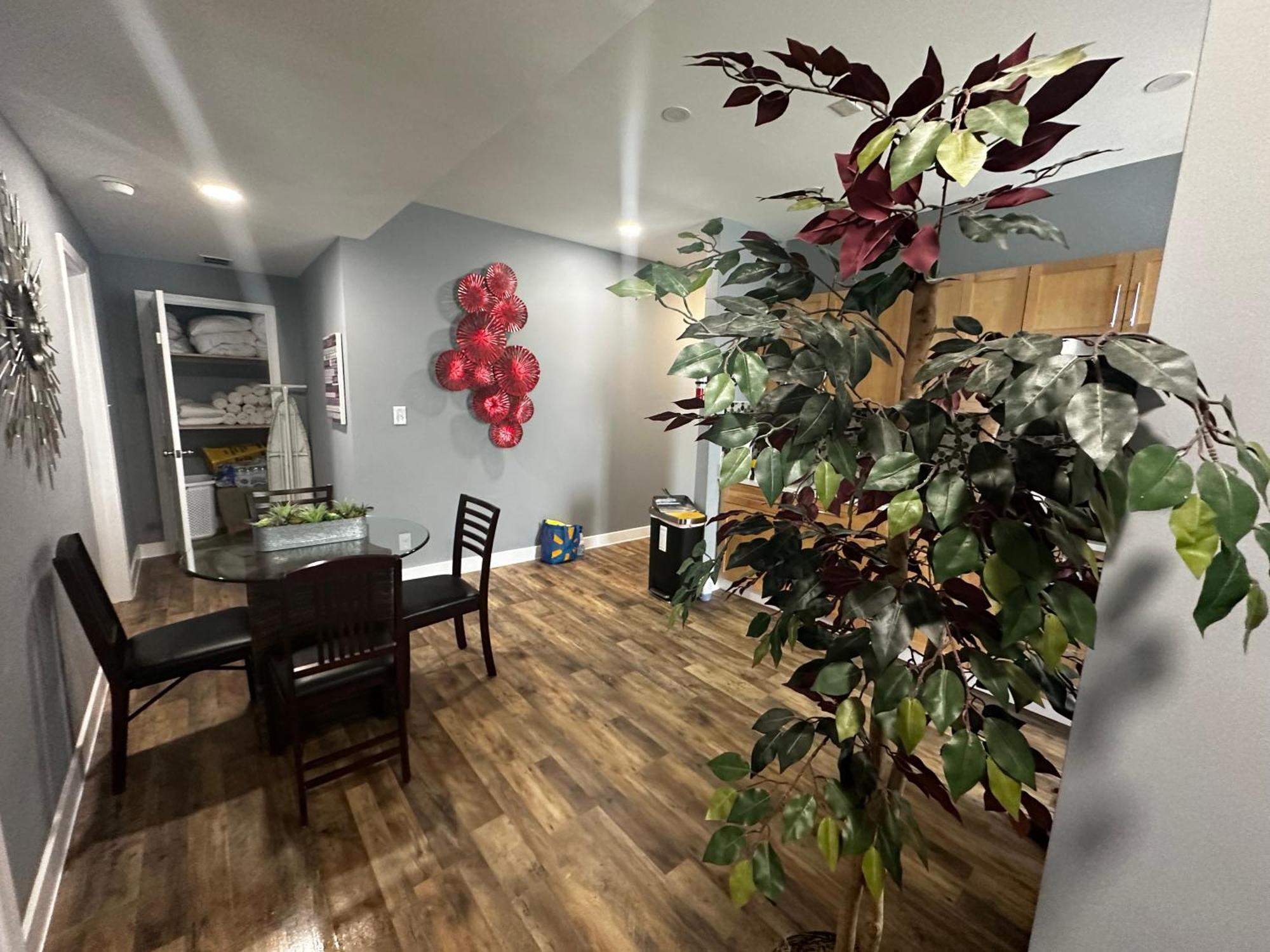 Almi Apartment Washington