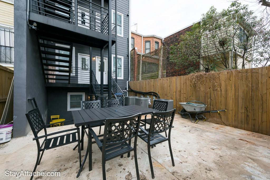 Lux 2br In Dc With Patio Apartment Washington