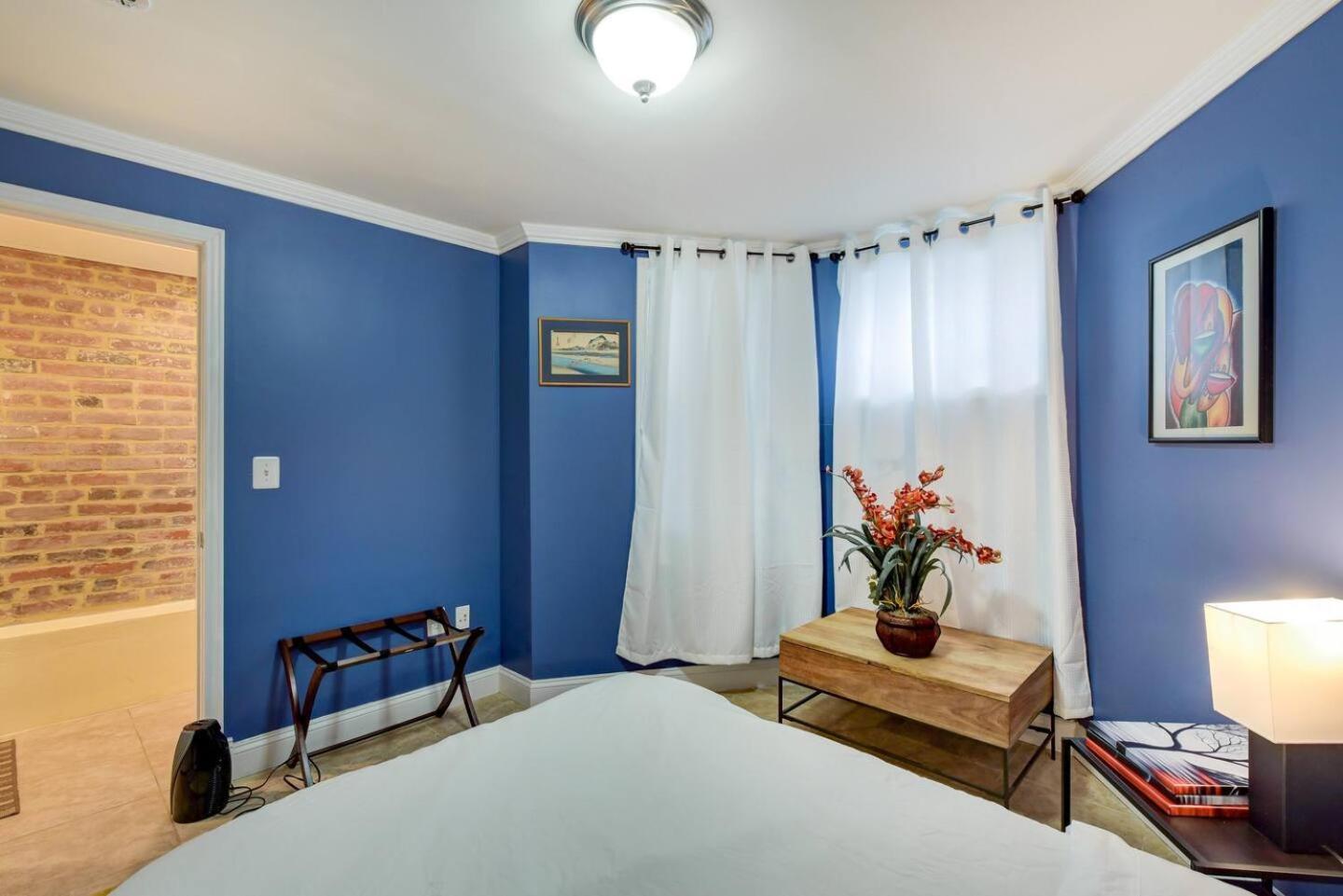Cozy Ledroit Park 2 Bedroom Apartment