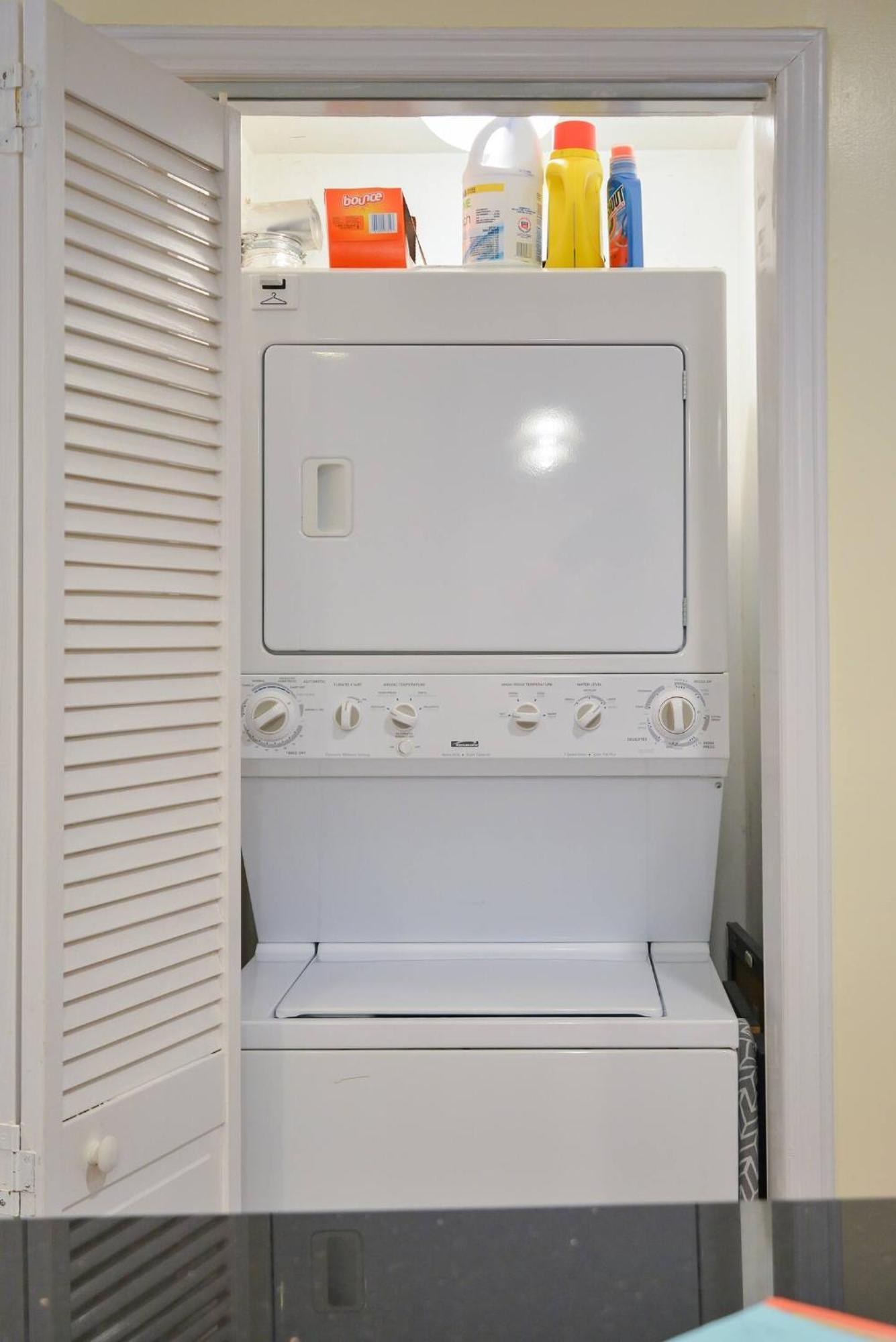 Cozy Ledroit Park 2 Bedroom Apartment