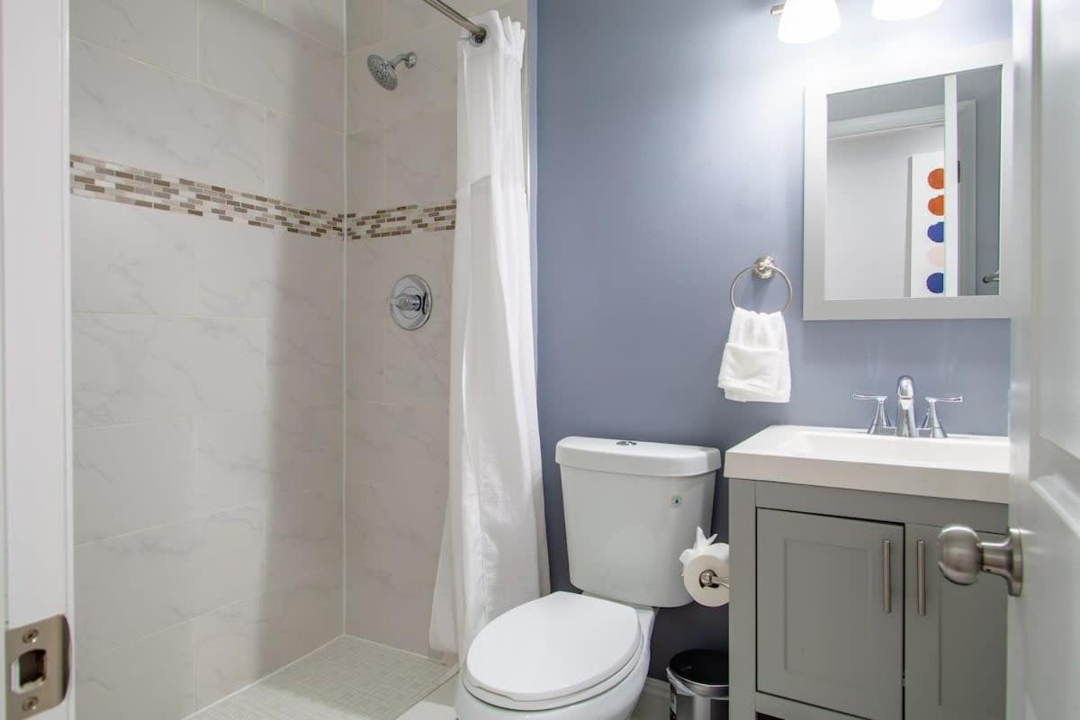 Holiday home A In One Of Dc's Neighborhoods 4-bedroom Petworth Townhome Washington