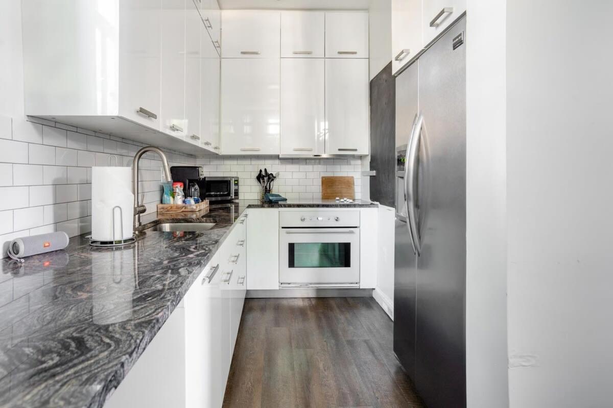 Decompress In The Zen Surroundings Of A Cozy Carriage House *
