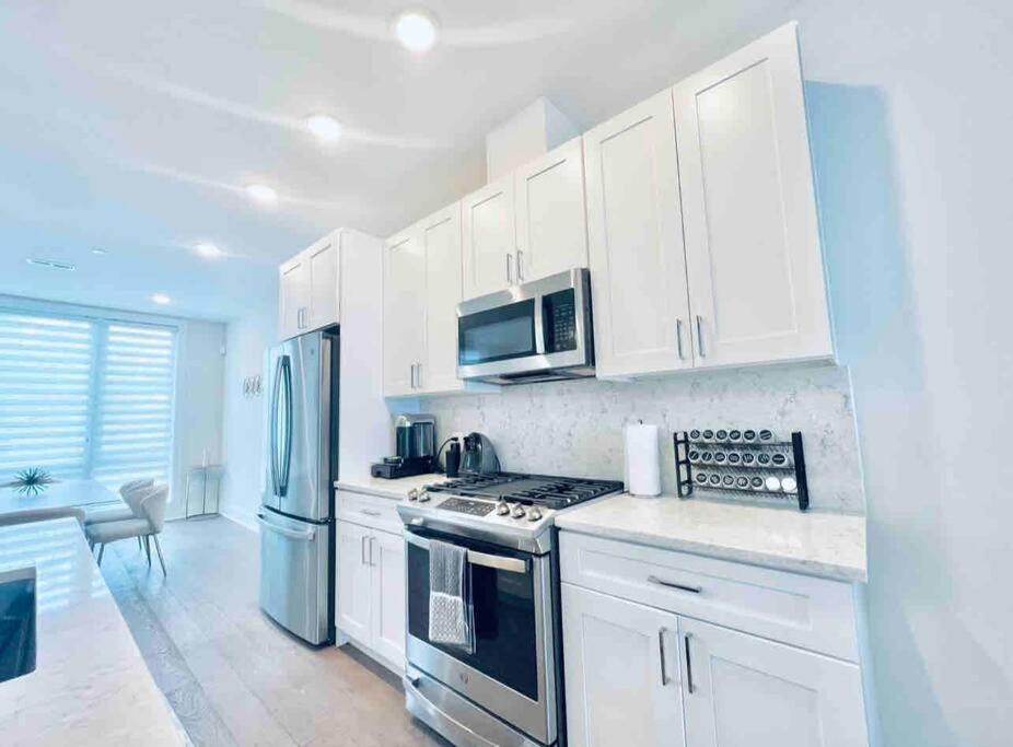 Luxurious Penthouse Private Rooftop H St Corridor Washington