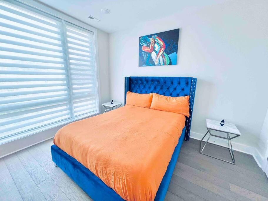 Luxurious Penthouse Private Rooftop H St Corridor Holiday home *