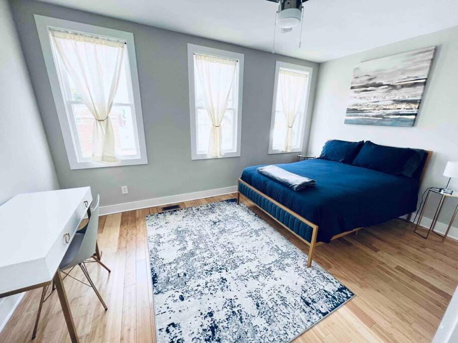 Contemporary Upscale 3br At H Street Corridor Holiday home Washington