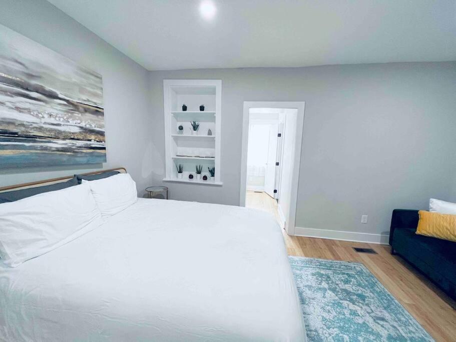 Contemporary Upscale 3br At H Street Corridor Holiday home Washington