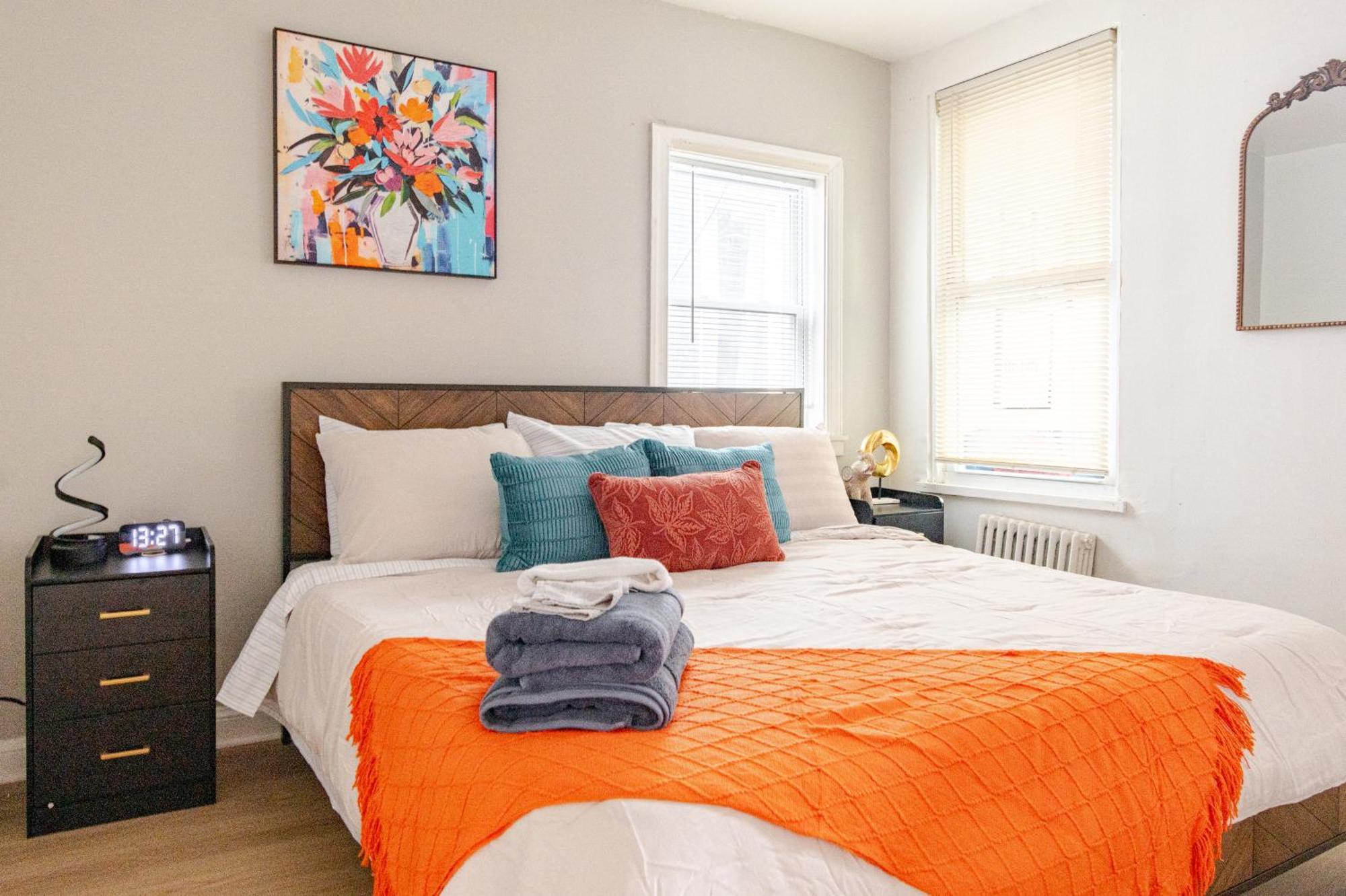 Apartment Bright & Cozy 2 Bedroom, 1 Bath, 2 Miles From White House