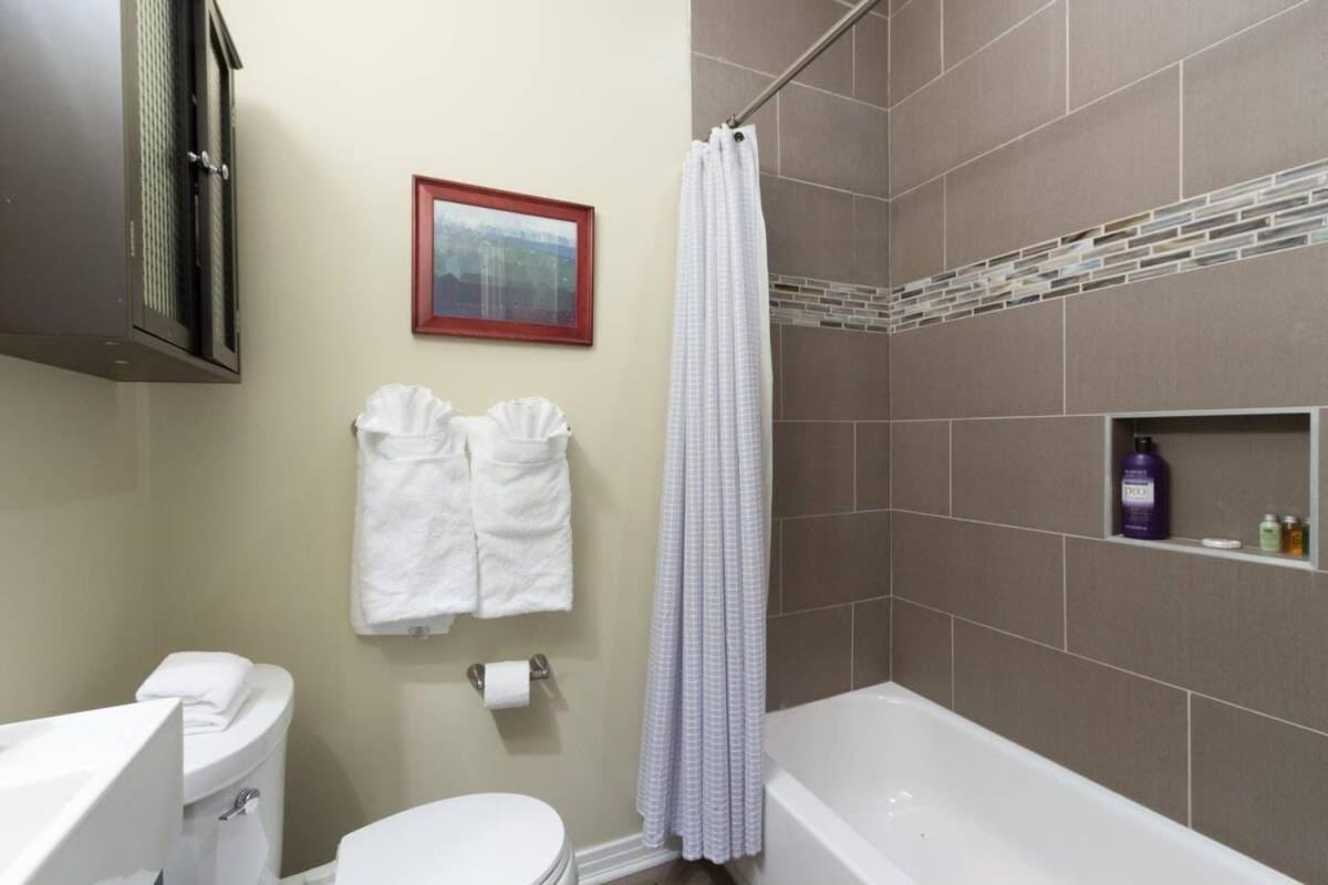 Modern Near Capitol Hill - Walk To Metro Subway Holiday home *