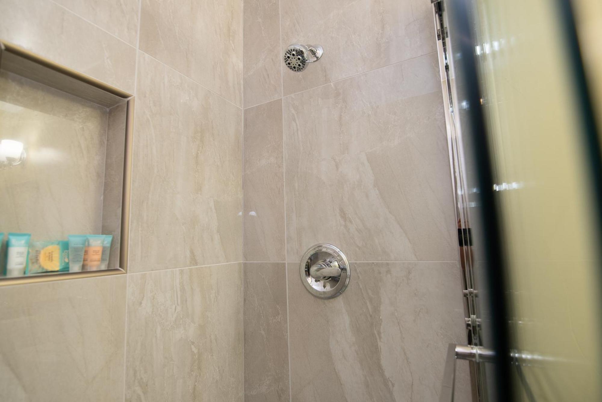 Luxurious Charming In Nw-dc Holiday home *