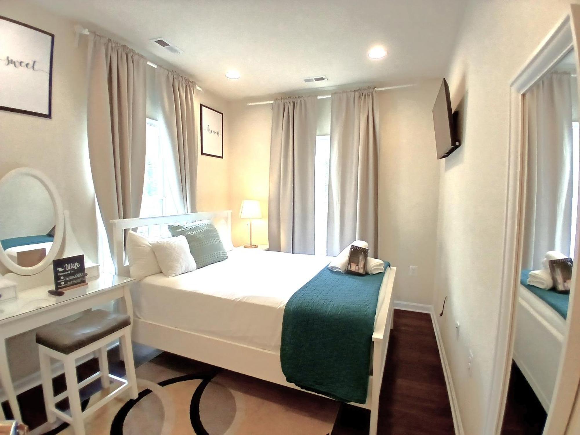 Luxury & Cherished Private In Dc Bed & Breakfast