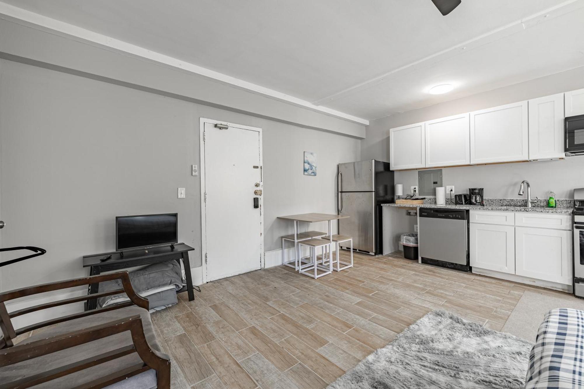 Studio In Dupont, Dc Apartment