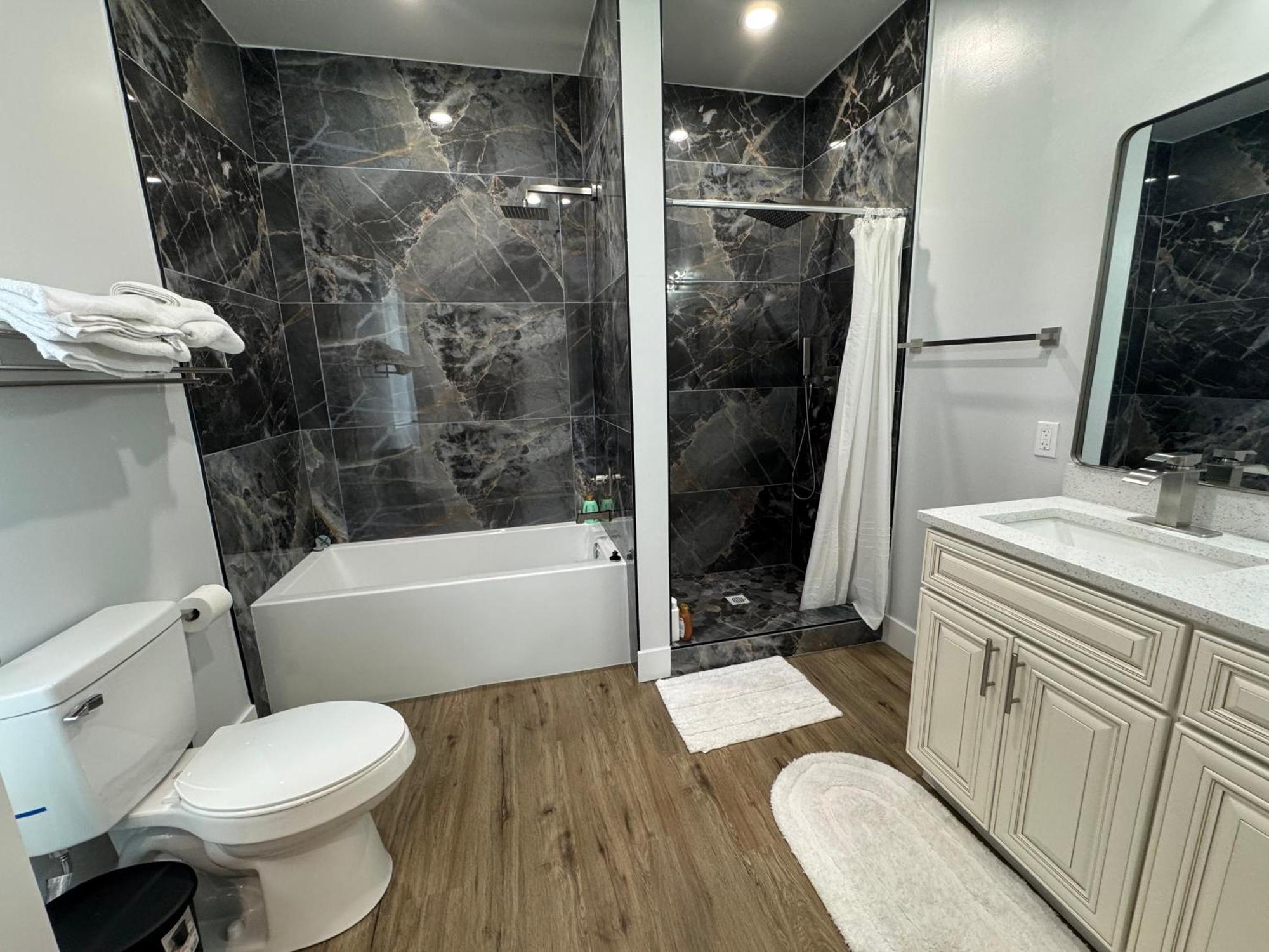 Lux Spacious Townhouse 4br In Dc