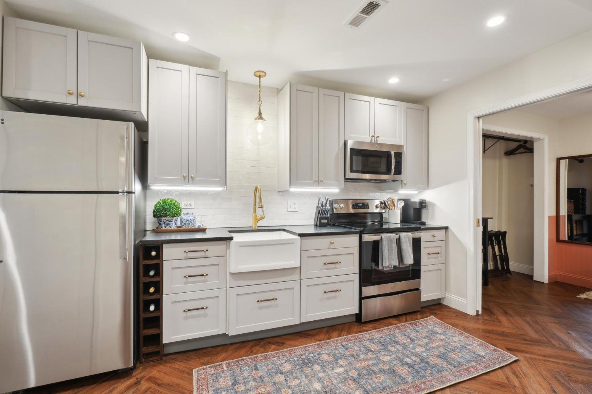 Bed & Breakfast Family-friendly Capitol Hill With Free Parking & Close Metro Access Washington