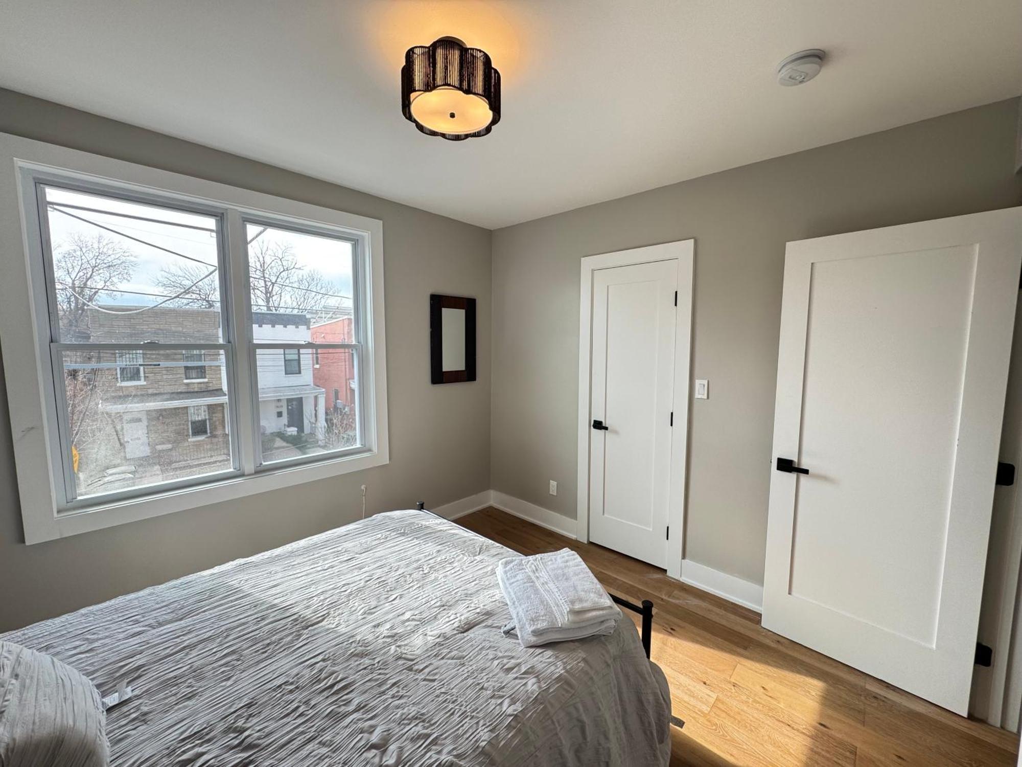 Apartment Updated 2br In Dc