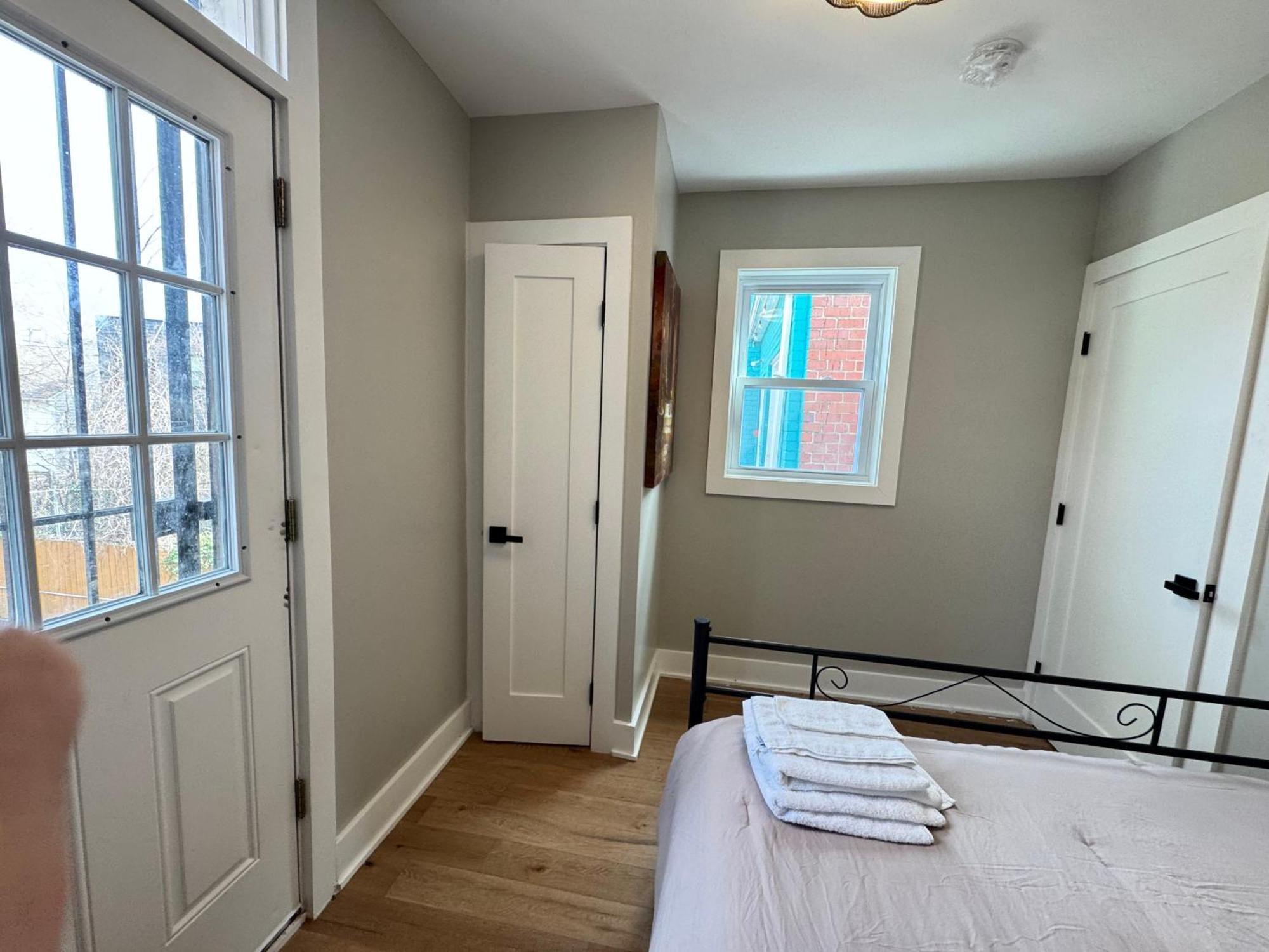 Updated 2br In Dc Washington
