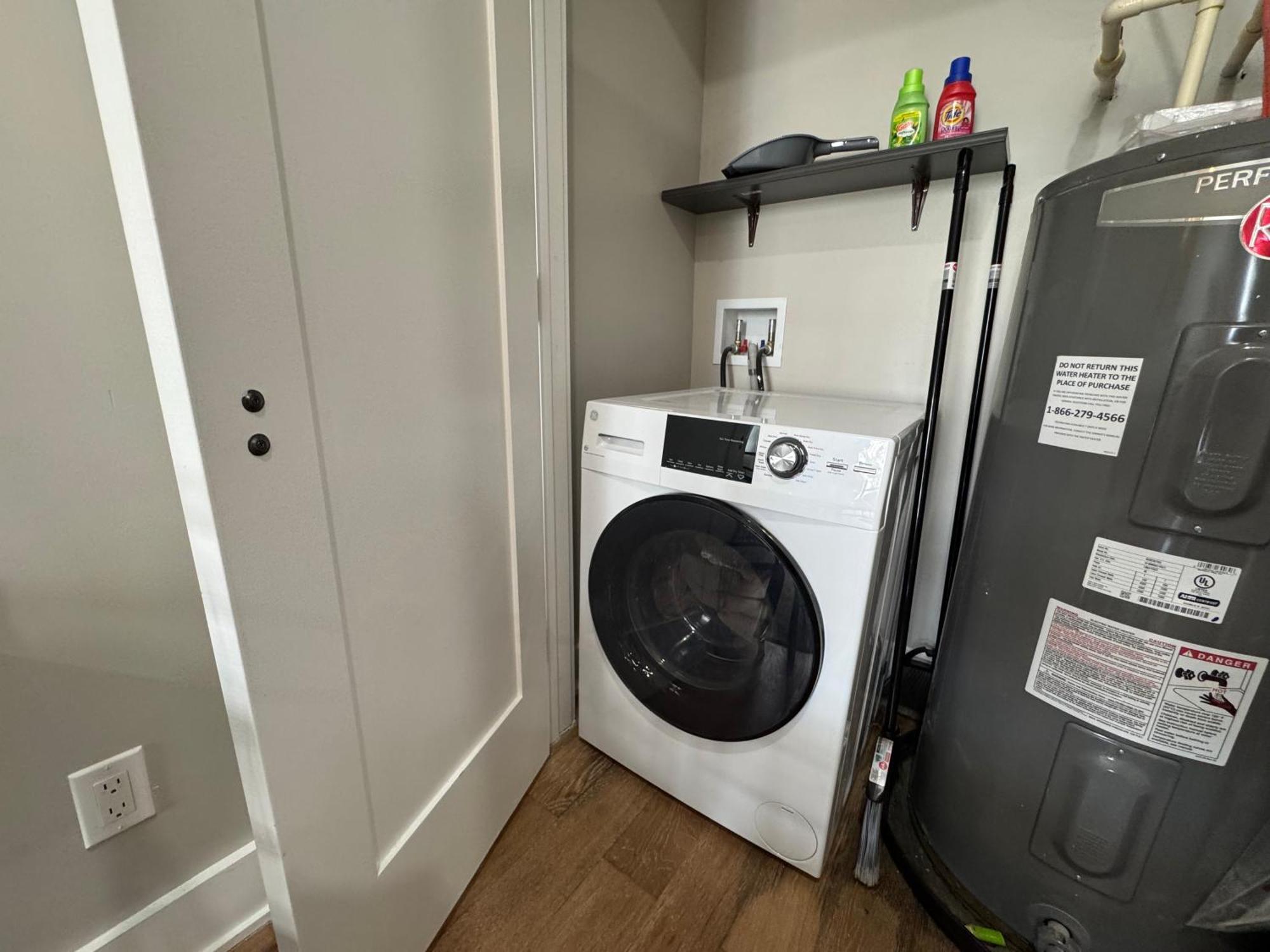 Updated 2br In Dc Apartment *