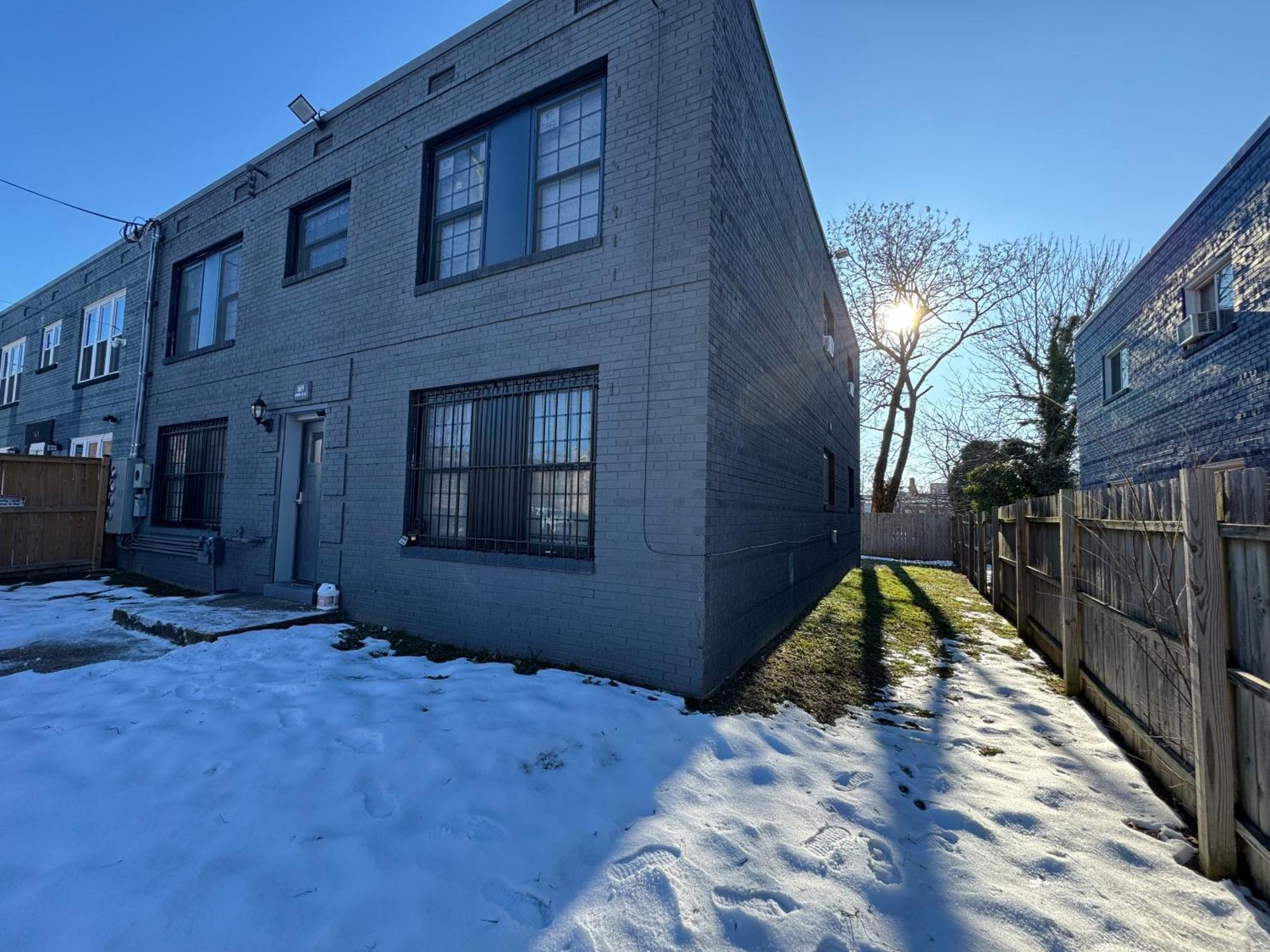 2-bedroom In Dc Apartment Washington