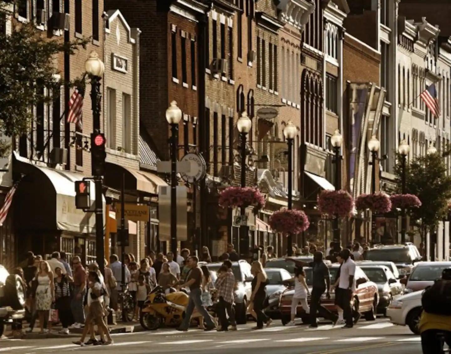 Washington, Dc's Finest Address Apartment