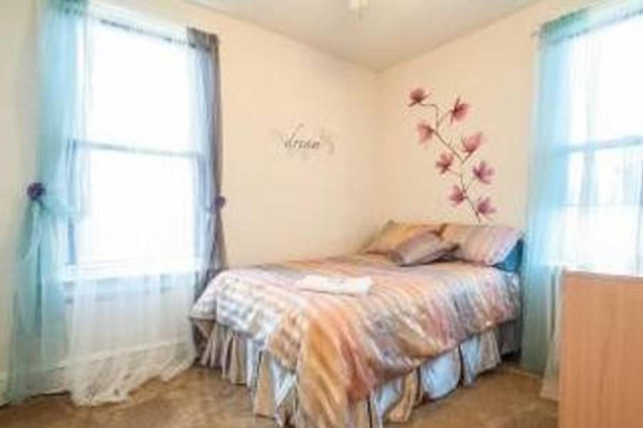 Dc Sleeps 8 Anacostia Free Parking Holiday home *